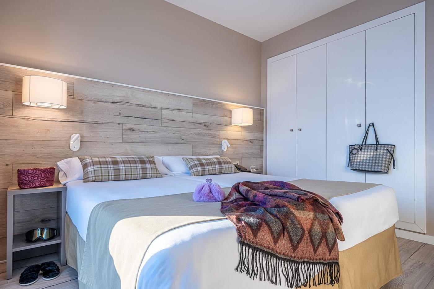 Hotel Caribou Pas De La Casa Dış mekan fotoğraf